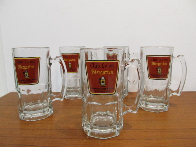 lot 169 image: 5 Matching Vintage Large German Restaurant Beer Mugs
