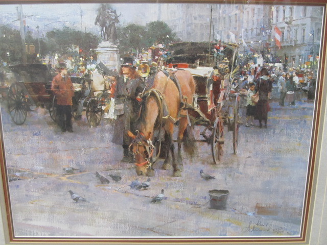 lot 82 image: Large Framed Signed & Numbered Print by Richard Schmid - Carriages in Front of The Plaza Hotel