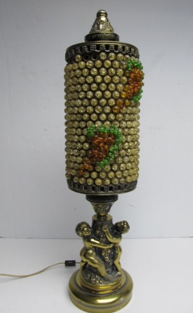 lot 107 image: Vintage Brass Hollywood Regency Style Lamp wMarble Cats Eye Shade