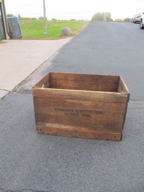 lot 241 image: Large Antique Wooden Folding Advertising Crate #1