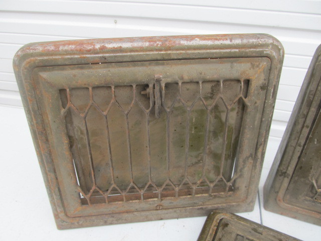 lot 243 image: Set of 3 Antique Wall Vent Grates