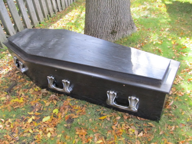 lot 271 image: Genuine Vintage Wooden Full Sized Casket wMonster Mannequin
