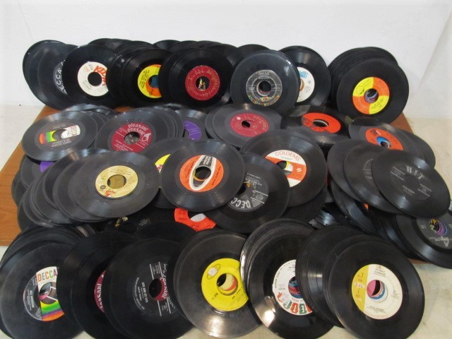 lot 226 image: Lot of 360 Vintage 45 Records #1