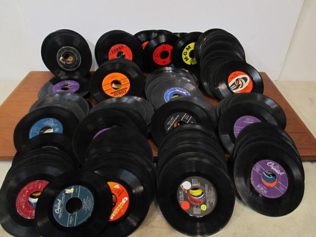 lot 228 image: Lot of 360 Vintage 45 Records #3