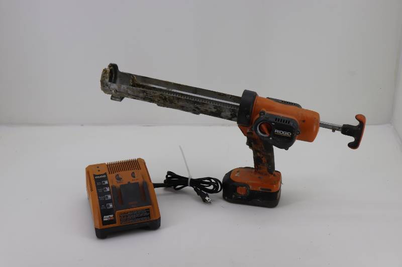 lot 19 image: Rigid Battery Caulking Gun