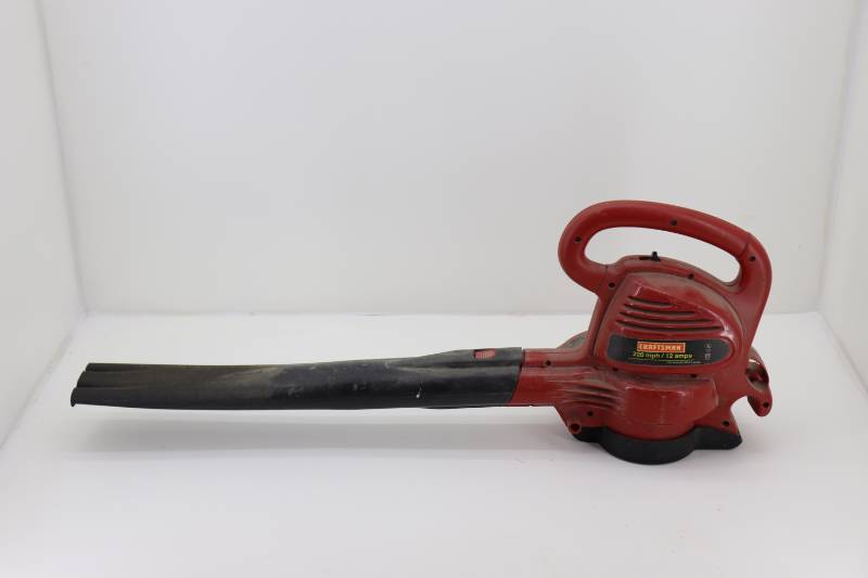 lot 22 image: Craftsman Electric Blower