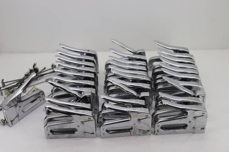 lot 48 image: (30) Untested Store Return Arrow Hand Staplers