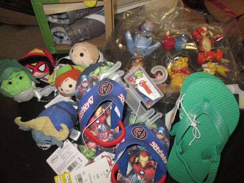 lot 22 image: Boys ShoesSandles (12-18 months) ...
