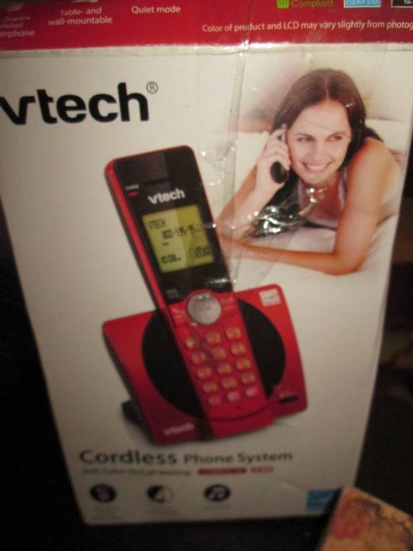 lot 39 image: Cordless Phone System (Open box), 2...