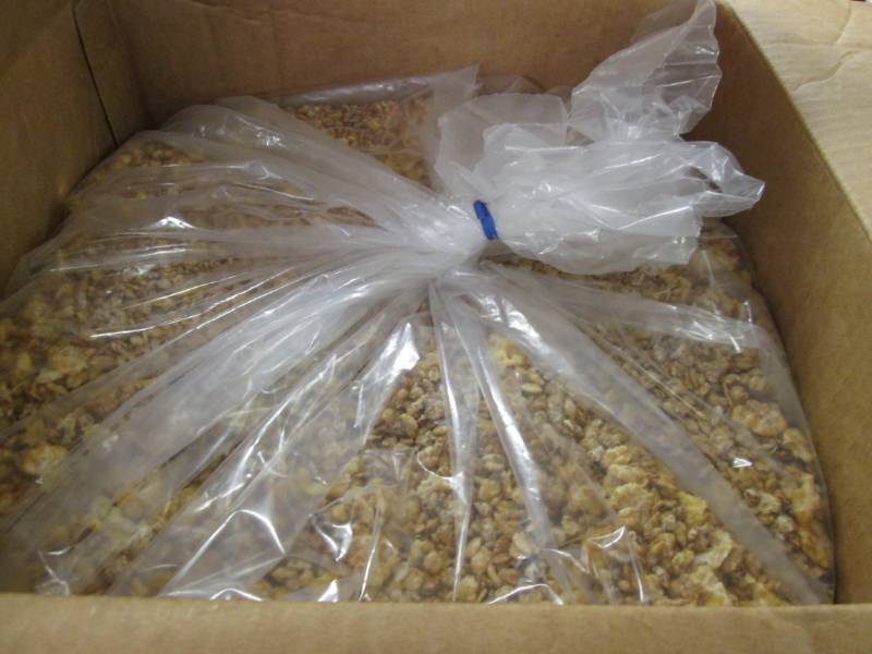 lot 81 image: Bulk Cereal (14x14x14 box)...