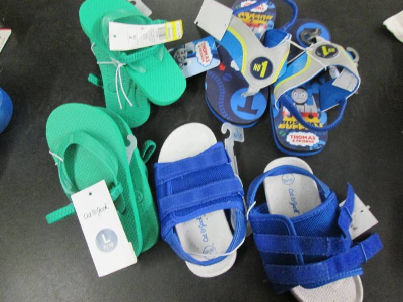 lot 123 image: Boys Sandles (M,L,XL) & Kids Game...