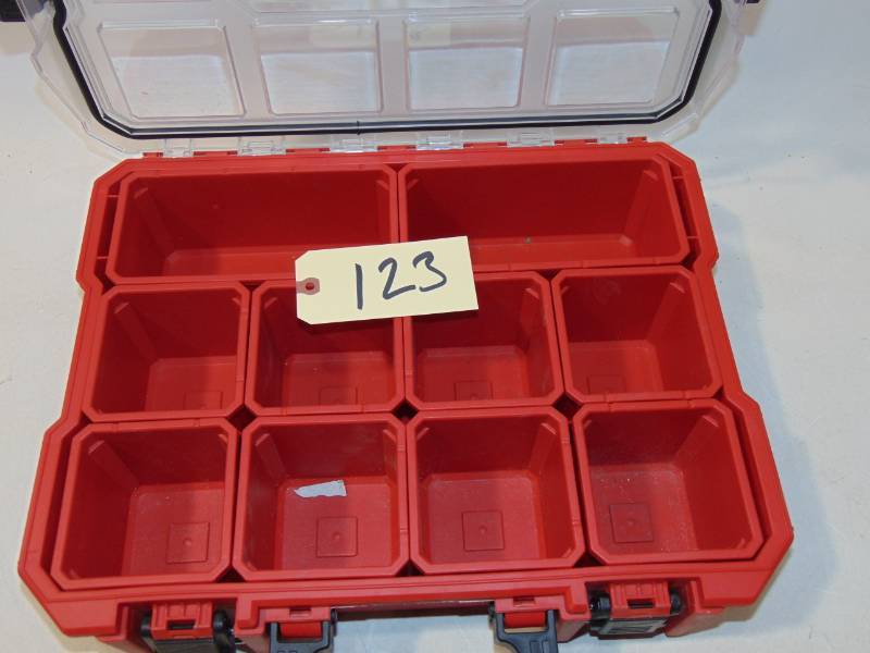 Milwaukee  Parts Organizer