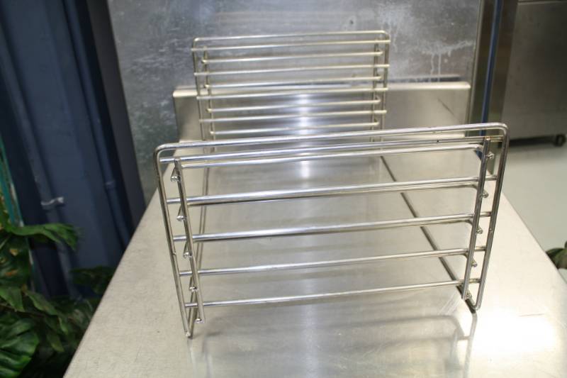lot 120 image: Cooling Rack