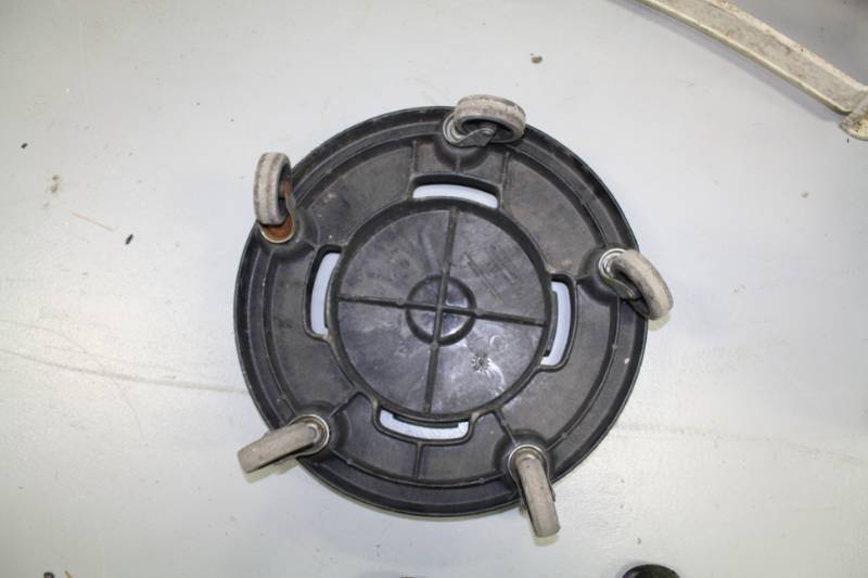 lot 191 image: Base for Garbage Container