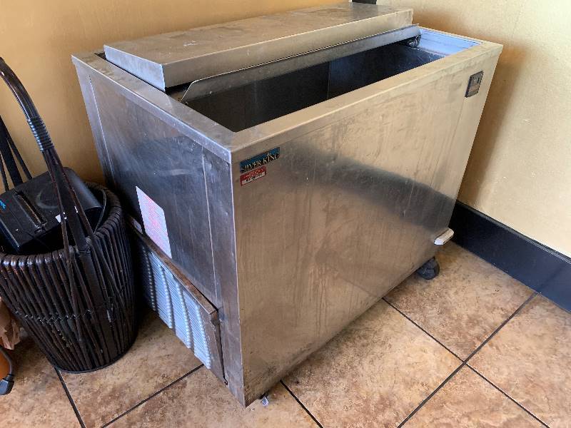 lot 38 image: Perlick Stainless Steel Glass  Mug Chiller on Casters - Model # FR48SS - 115 Volts - 6.2 Amps - 48 x 24 x 38 - NSF ApprovedRuns Cools