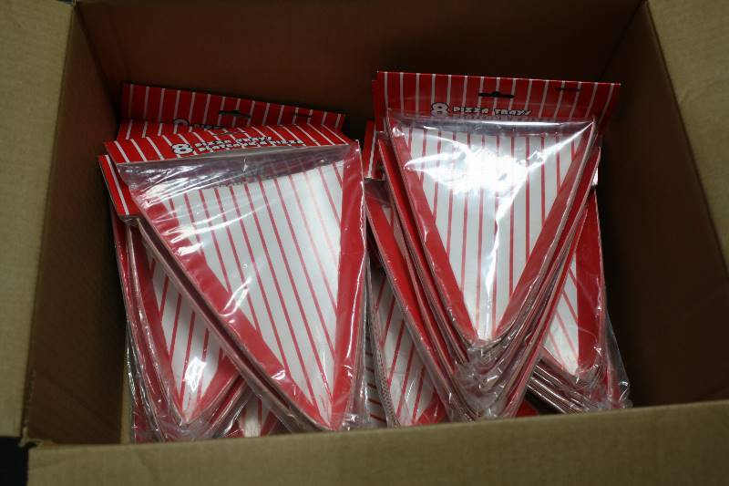 lot 202 image: Pizza Slice Servers