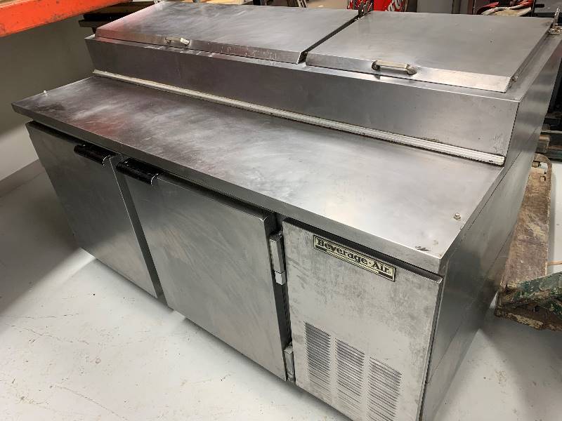lot 24 image: Beverage Air 67 Refrigerated Prep Table on Wheels, Model DP67, 115V, Runs Cools