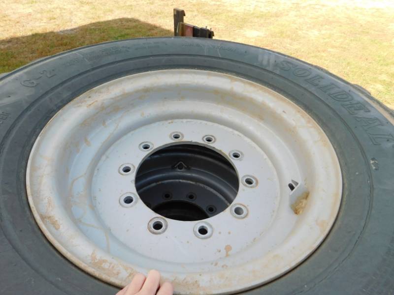 lot 14 image: 13.00-24TG Tires with Rims
