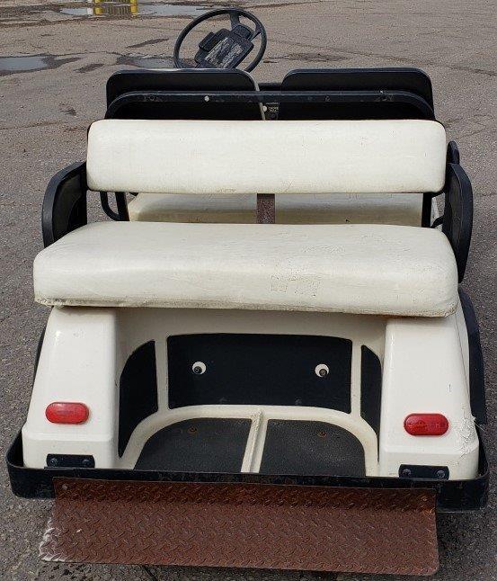 lot 23A image: Columbia 4PT Golf Cart