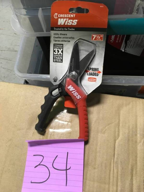 Wiss 7 in. Utility Shears in very good conditition