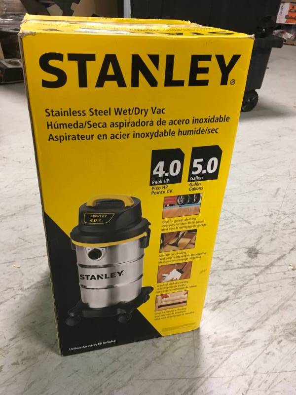 Stanley 5 Gal. Stainless Steel WetDry Vacuum in very good conditition
