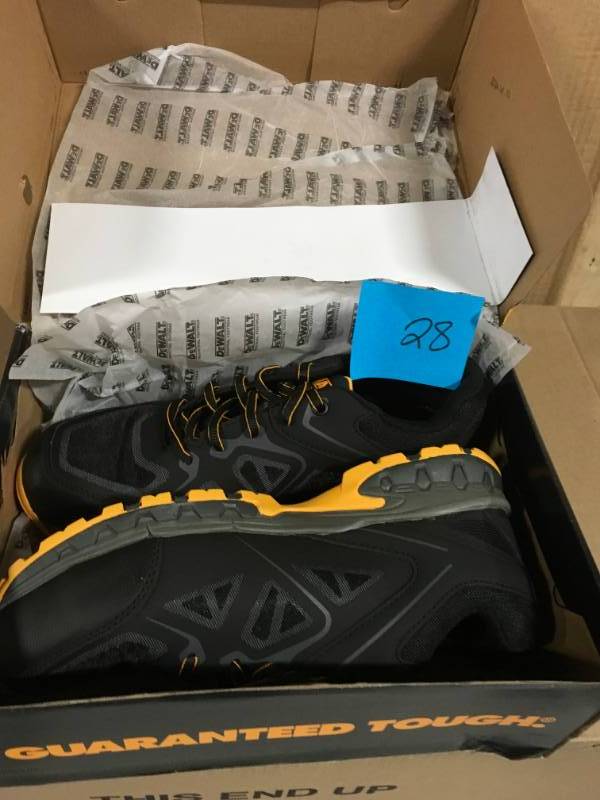 lot 28 image: Dewalt DXWP84356MHD-BYL-10 - Angle Mens BlackYellow Nylon Mesh Steel Toe ProLite Work Shoe not used