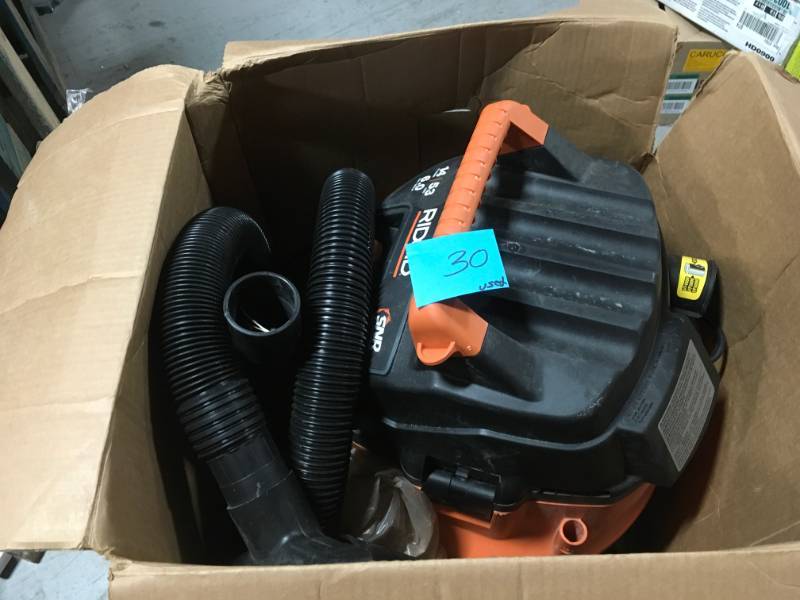 lot 30 image: RIDGID Vacuums 14-gal. Professional WetDry Vacuum Oranges  Peaches WD1450 USED in good condition