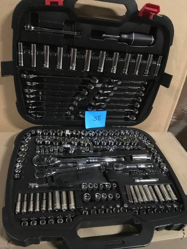 lot 58 image: Husky Mechanics Tool Set (185-Piece) in very good condition