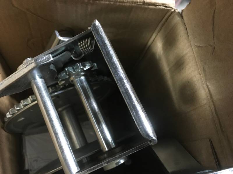lot 92 image: TowSmart 1,500 lbs. Manual Trailer Winch in very good condition