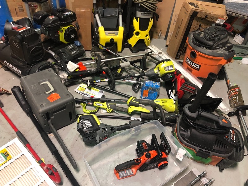 lot 110 image: WHOLESALE MIXED LOT OF RETURNS harware tools and more all various conditions