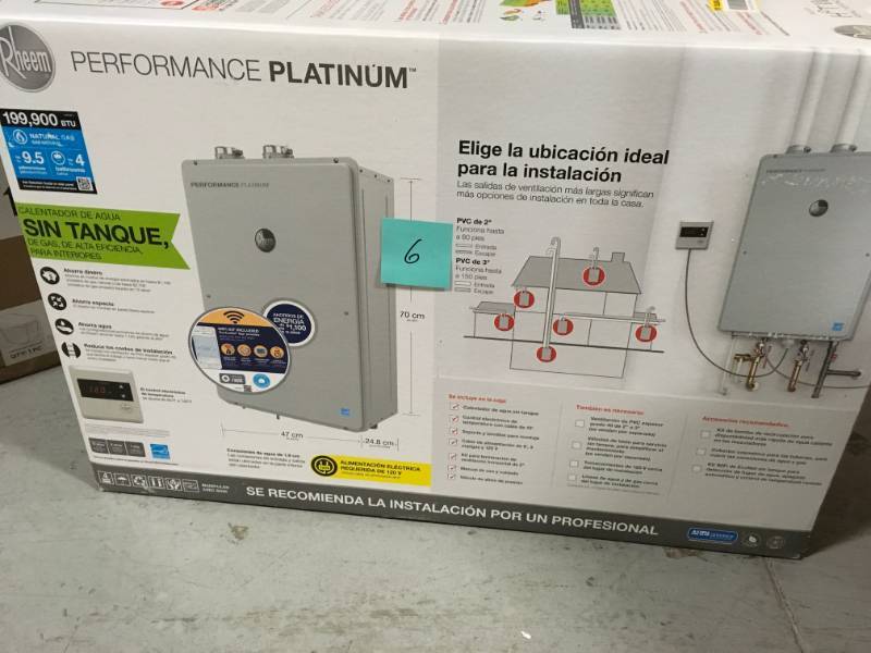 Performance Platinum 9.5 GPM Natural Gas High Efficiency Indoor Smart Tankless Water Heater in very good condition