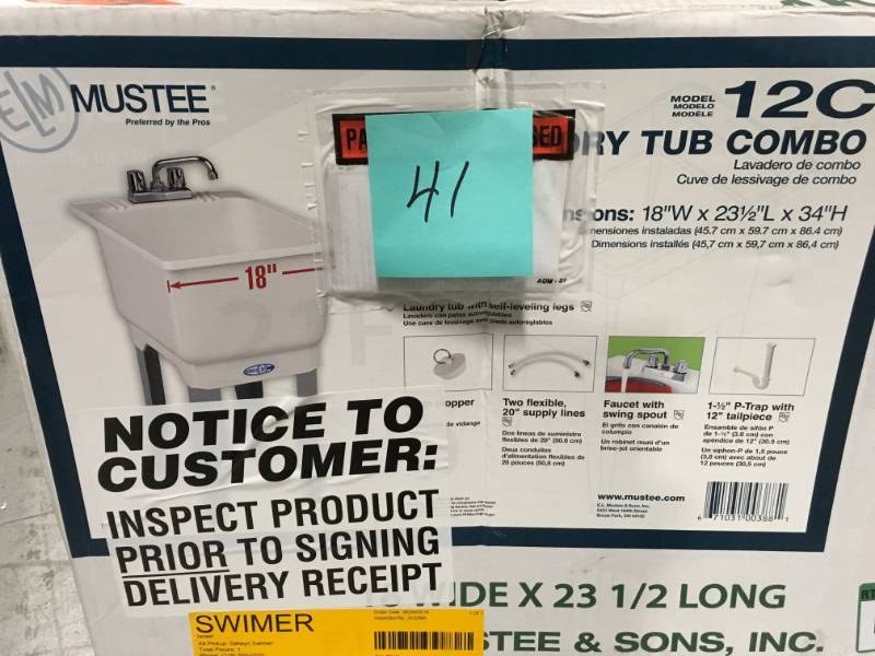 MUSTEE Utilatub Combo 18 in. x 23.5 in. x 33 in. Co-Polypure Floor Mount Laundry Tub in very good condition