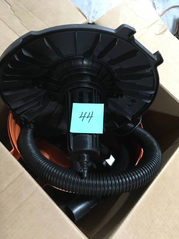 9 Gal. 4.25-Peak HP NXT WetDry Vac in very good condition