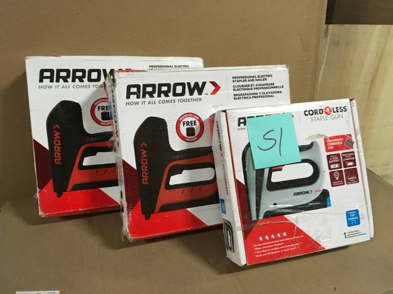 Arrow Fastener Cordless Electric Staple Gun set of 3 good condition