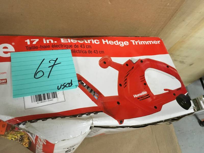 Homelite 17 in. 2.7 Amp Electric Hedge Trimmer USED good