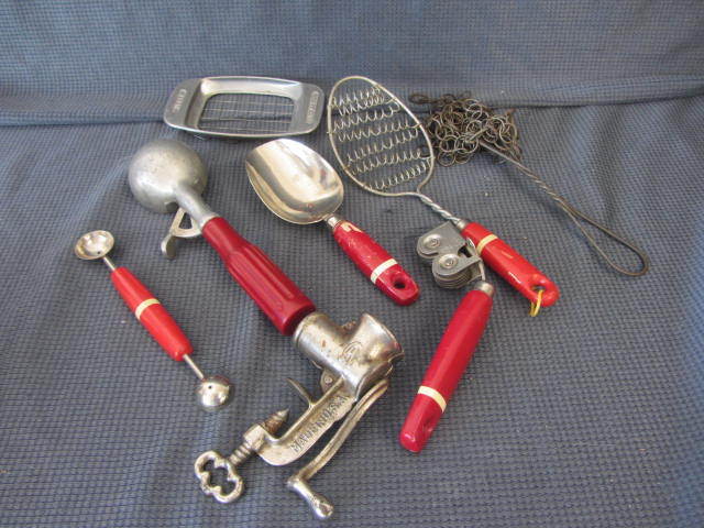 Vintage Kitchenwares