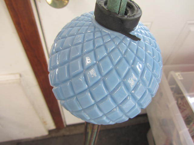 Lightneng Rod, Blue Globe