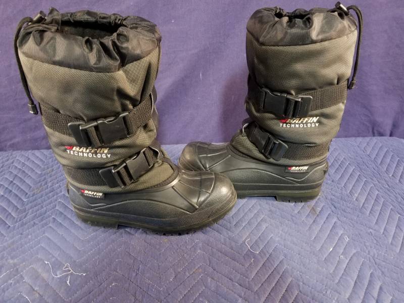 lot 14 image: Baffin Technology Boots 