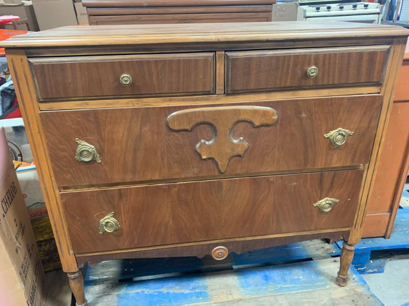 lot 27 image: Antique Dresser High Quality