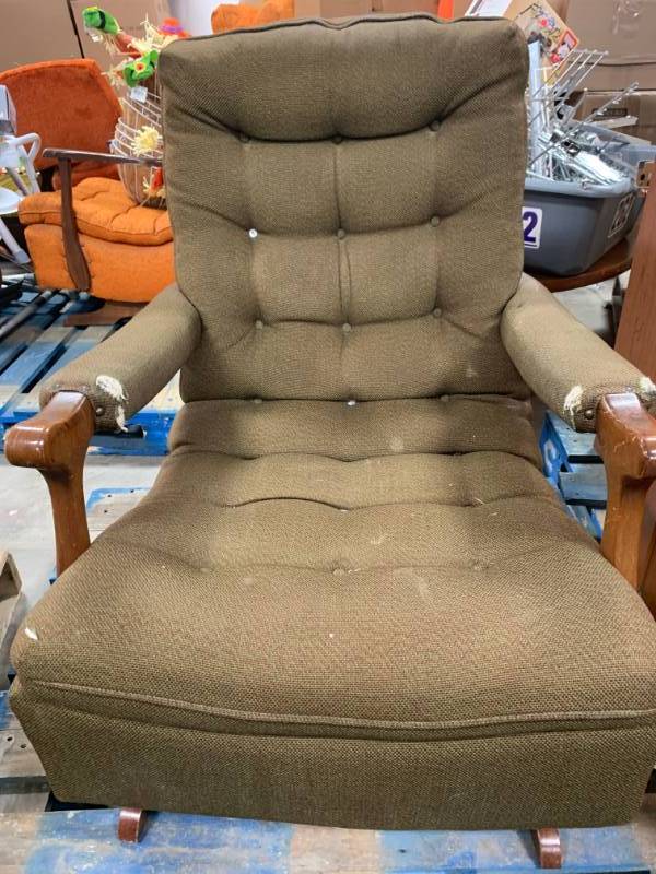 lot 32 image: Antique Rocking Chair (rocks great)
