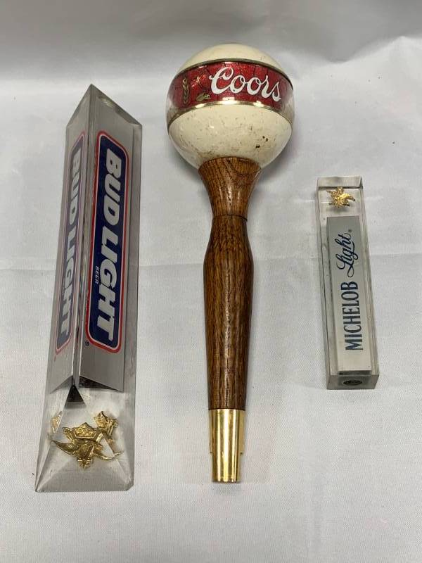 lot 38 image: Lot of 3 Vintage Beer Taps