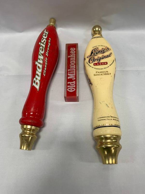 lot 41 image: Lot of 3 Vintage Beer Taps