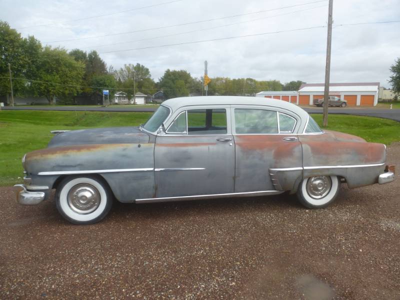 lot 5 image: 1953 Chrysler Windsor