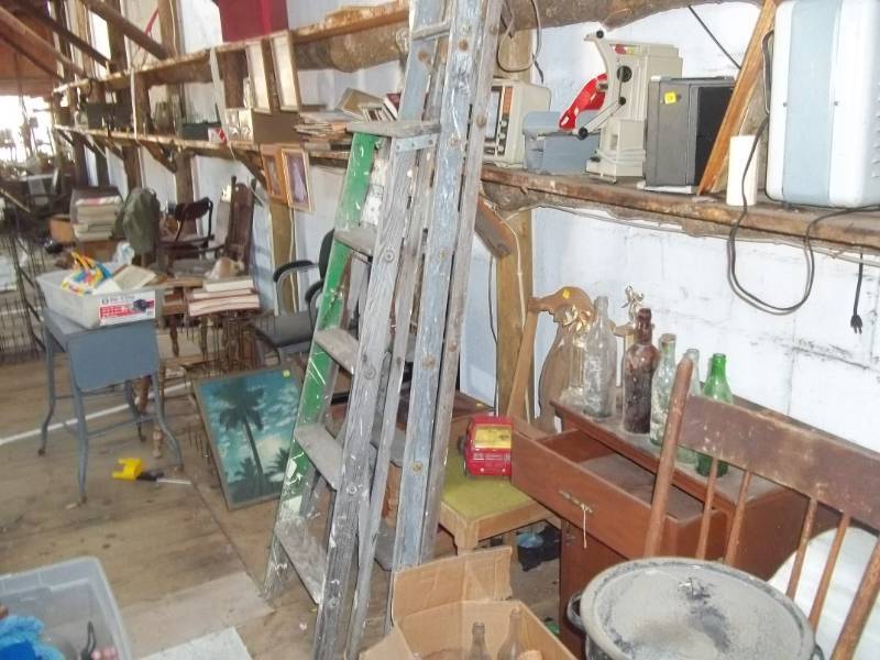 lot 7 image: Entire Section of Storage Shed