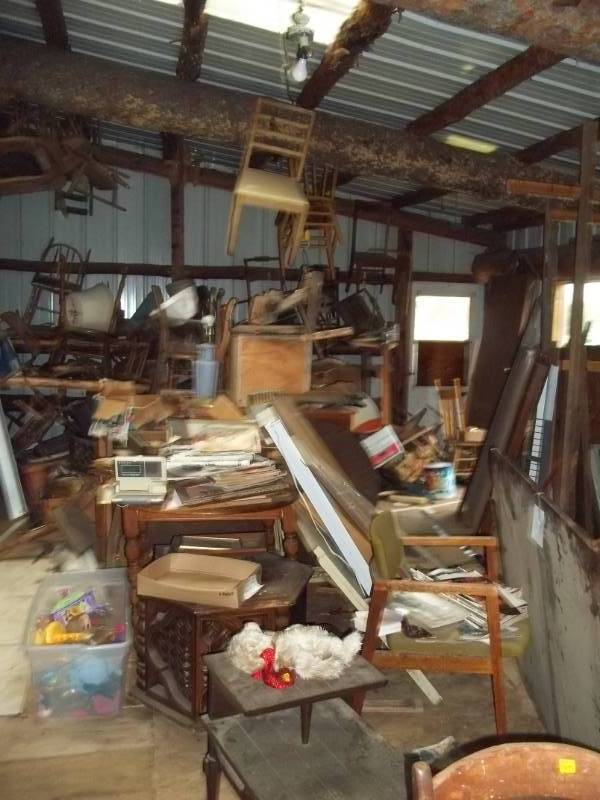 lot 11 image: Entire Section of Storage Shed