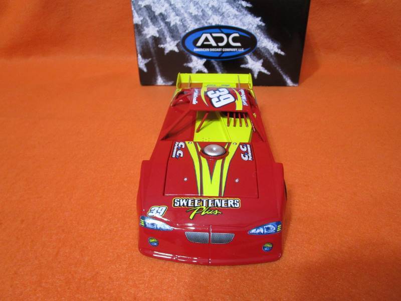 lot 2 image: Tim McCreadie Sweeteners Plus #39 124th ADC Diecast