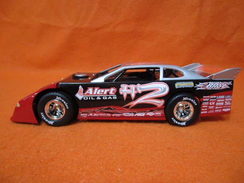 lot 18 image: Duayne Hommel Hommel Construction #H2 124th ADC Diecast