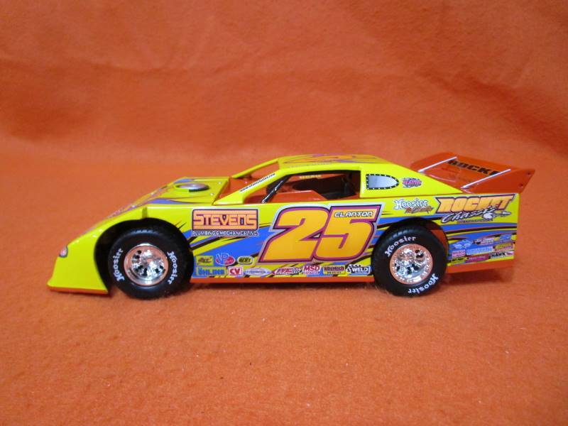 lot 38 image: Shane Clanton RSD Enterprises-SAE Parts #25 124th ADC Diecast