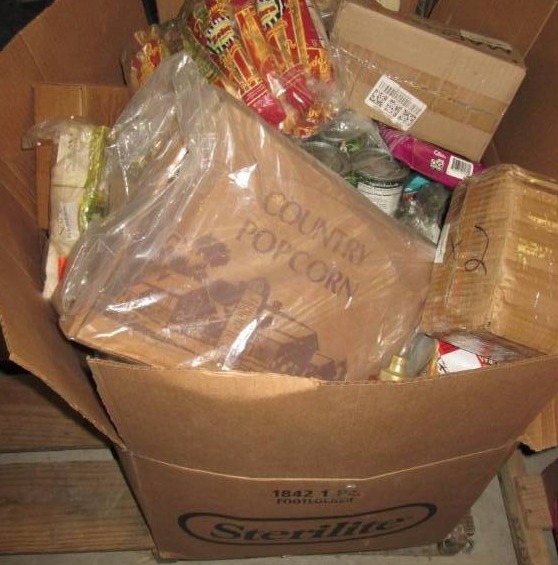 lot 117 image: & Pie, Protien & Granola Bars, Frui...