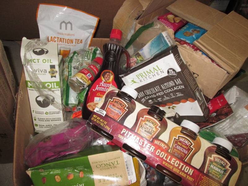 lot 119 image: Food Items, Packaged Nuts, BBQ Sauc...
